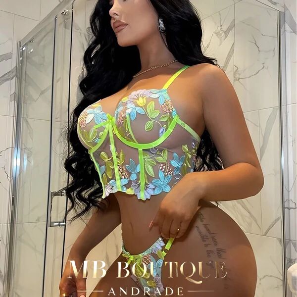 Lingerie bordado em flores